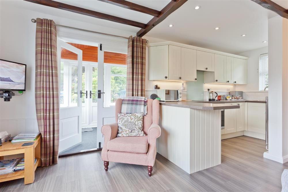 Badger'S Cottage With Stunning Lake & Mountain Views Coniston Exteriör bild